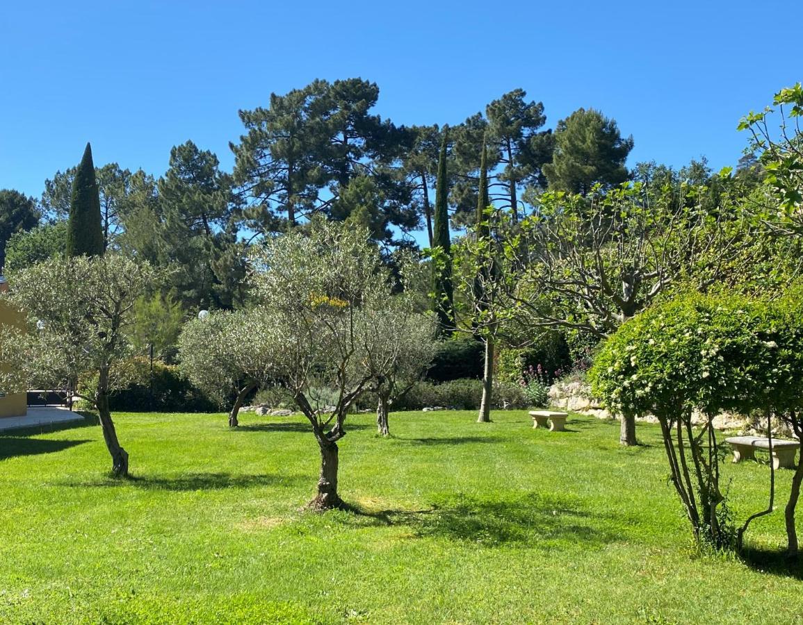 Les Sables D'Ocre & Spa Русийон Экстерьер фото